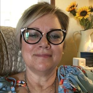 Meet your Posher, Chellie